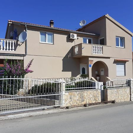 Apartmani Sanda I Leo Bibinje Exterior foto